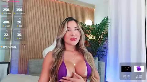 Alejandra online show from 07/20/26, 12:47