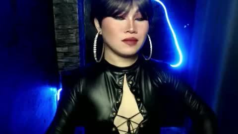 alexa_hansung online show from 10/18/25, 08:04