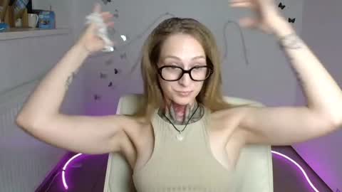 Snapshot of alexa_kittie chatting on 08/09/26, 11:26 Alexa online show from 08/09/26, 11:26