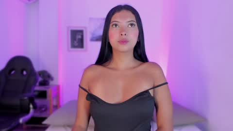 Alexa Millers online show from 01/25/25, 04:34