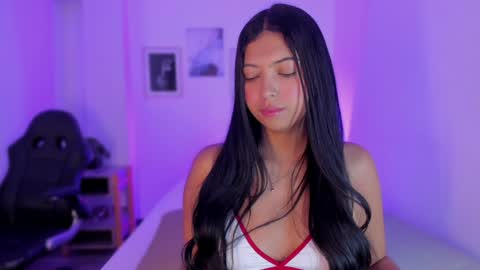 Alexa Millers online show from 02/08/25, 04:25