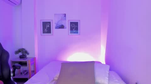 Alexa Millers online show from 02/08/25, 10:39