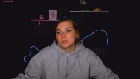 alexa_night_ online show from 10/16/25, 05:08