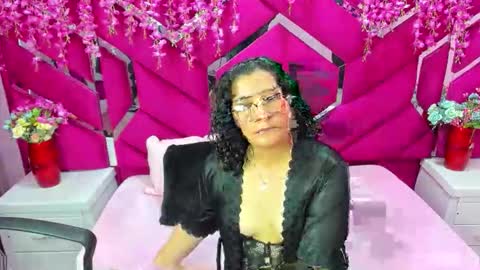 alexa sanz online show from 12/17/25, 07:20