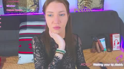 Snapshot of alexa_stoun chatting on 01/12/25, 01:37 Alexa online show from 01/12/25, 01:37