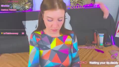 Snapshot of alexa_stoun chatting on 01/25/25, 01:52 Alexa online show from 01/25/25, 01:52