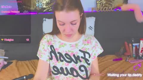 Snapshot of alexa_stoun chatting on 02/06/25, 04:14 Alexa online show from 02/06/25, 04:14