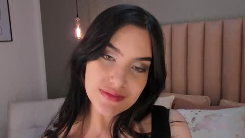 Alexa Thaylor online show from 09/16/25, 02:07