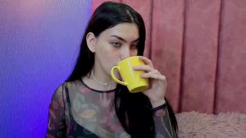 Alexa Thaylor online show from 12/18/25, 03:07