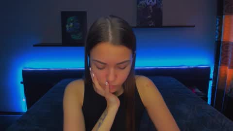 angel online show from 02/26/25, 06:26