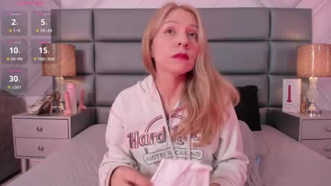    online show from 04/09/26, 01:49