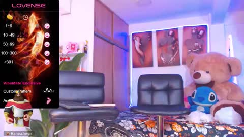 alexafoxxy01 online show from 11/06/25, 09:48