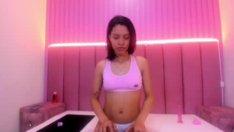 alexagrace12 online show from 01/18/26, 02:21