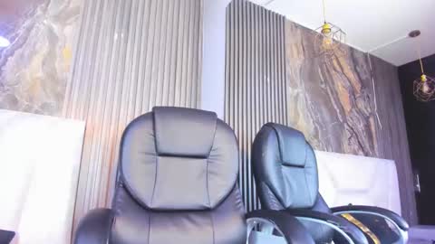 alexagrace12 online show from 04/19/26, 03:22