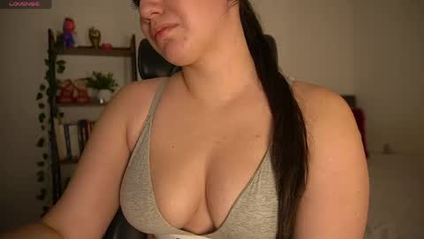 Snapshot of alexajhonsonof chatting on 04/29/26, 02:04 alexajhonsonof online show from 04/29/26, 02:04