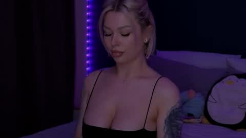Alexa Mason online show from 04/28/26, 02:27