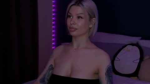 Snapshot of alexamason chatting on 05/15/26, 11:23 Alexa Mason online show from 05/15/26, 11:23