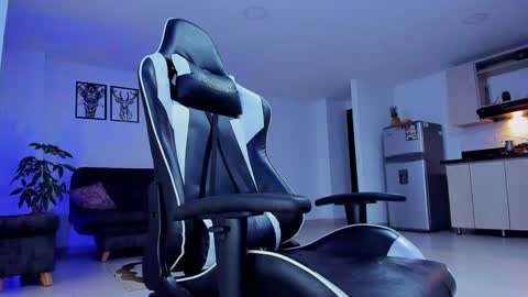 Alex Collin online show from 12/04/24, 11:41