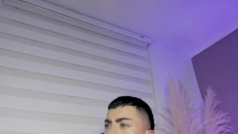 Snapshot of alexander_diiaz chatting on 05/15/26, 12:12 Alexander Diaz online show from 05/15/26, 12:12