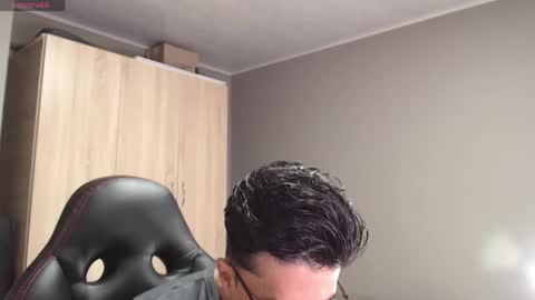 Benji  Alex   online show from 05/03/26, 03:23