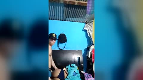 Snapshot of alexander_golden chatting on 07/08/26, 03:44 alexander_golden online show from 07/08/26, 03:44