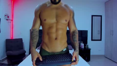 Onlyfansalexmartinezwb  Instagram alexwbmartinez  Twitter martinezcb937 online show from 02/18/25, 04:15