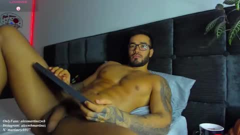 Onlyfansalexmartinezwb  Instagram alexwbmartinez  Twitter martinezcb937 online show from 09/14/25, 02:33
