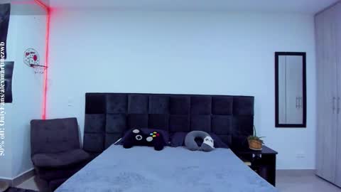 Onlyfansalexmartinezwb  Instagram alexwbmartinez  Twitter martinezcb937 online show from 11/29/25, 01:52