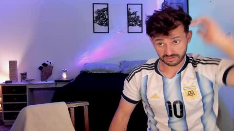 Snapshot of alexanderjaz chatting on 09/20/25, 11:44 Alexander Jaz online show from 09/20/25, 11:44