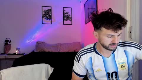 Snapshot of alexanderjaz chatting on 09/29/25, 09:25 Alexander Jaz online show from 09/29/25, 09:25