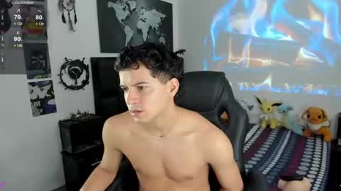 Snapshot of alexanderwalke chatting on 06/19/26, 03:27 Alexander online show from 06/19/26, 03:27