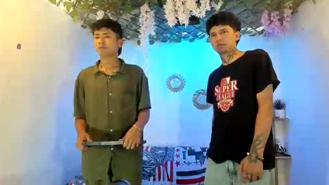 chicos hot online show from 11/05/25, 02:39