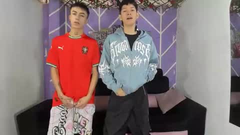 chicos hot online show from 03/23/26, 02:32