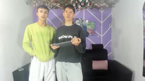 chicos hot online show from 04/05/26, 01:41