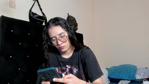 alexandra clauss online show from 10/05/25, 07:45