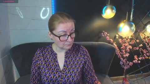 Alexandra online show from 12/15/24, 01:54