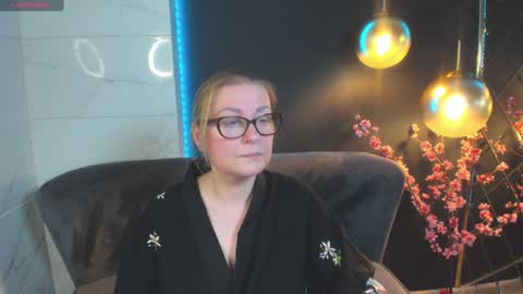 Alexandra online show from 12/20/24, 08:01