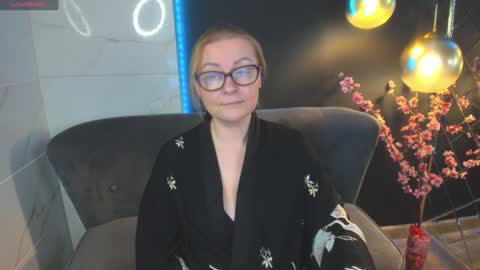 Alexandra online show from 12/22/24, 04:59