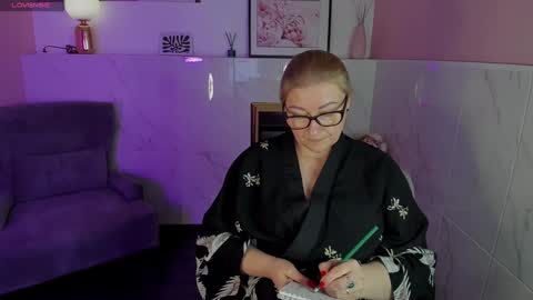 Alexandra online show from 01/17/25, 08:11