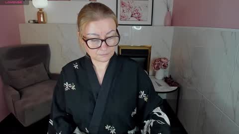 Alexandra online show from 01/30/25, 08:42