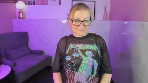 Alexandra online show from 02/23/25, 02:57