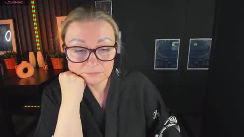 Alexandra online show from 03/04/25, 09:54