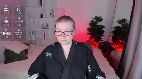 Alexandra online show from 03/22/26, 08:34