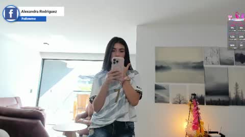 Snapshot of alexandra_ra1 chatting on 07/02/26, 09:10 Alexandra Rodriguez online show from 07/02/26, 09:10