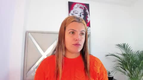 Snapshot of alexandra_torress chatting on 01/14/26, 12:11 alexandra online show from 01/14/26, 12:11