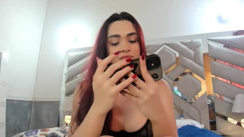 Snapshot of alexandra_wonder69x chatting on 09/22/25, 08:44 Alexandra ig alexandraax09 online show from 09/22/25, 08:44