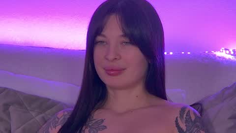 AlexandraBloom online show from 02/08/25, 10:08