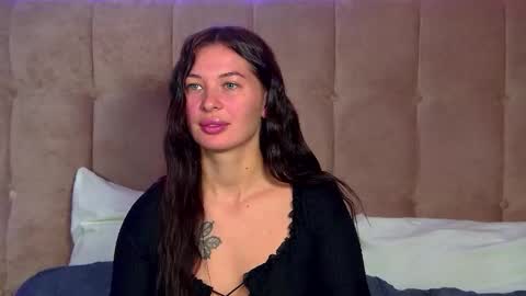 AlexandraBloom online show from 10/06/25, 06:27