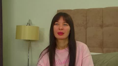 AlexandraBloom online show from 02/05/26, 06:23