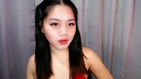 Snapshot of alexandralovely_9 chatting on 05/29/26, 11:47 Andrea online show from 05/29/26, 11:47